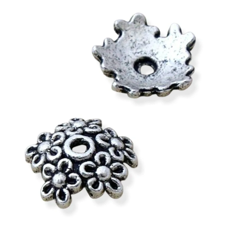 Kaplík starostříbrný kytičkový 10mm – 3 ks