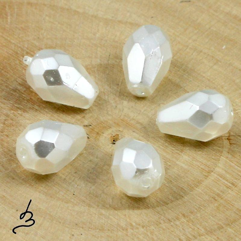 Korálky broušené kapky voskované 10x7mm – 10 ks