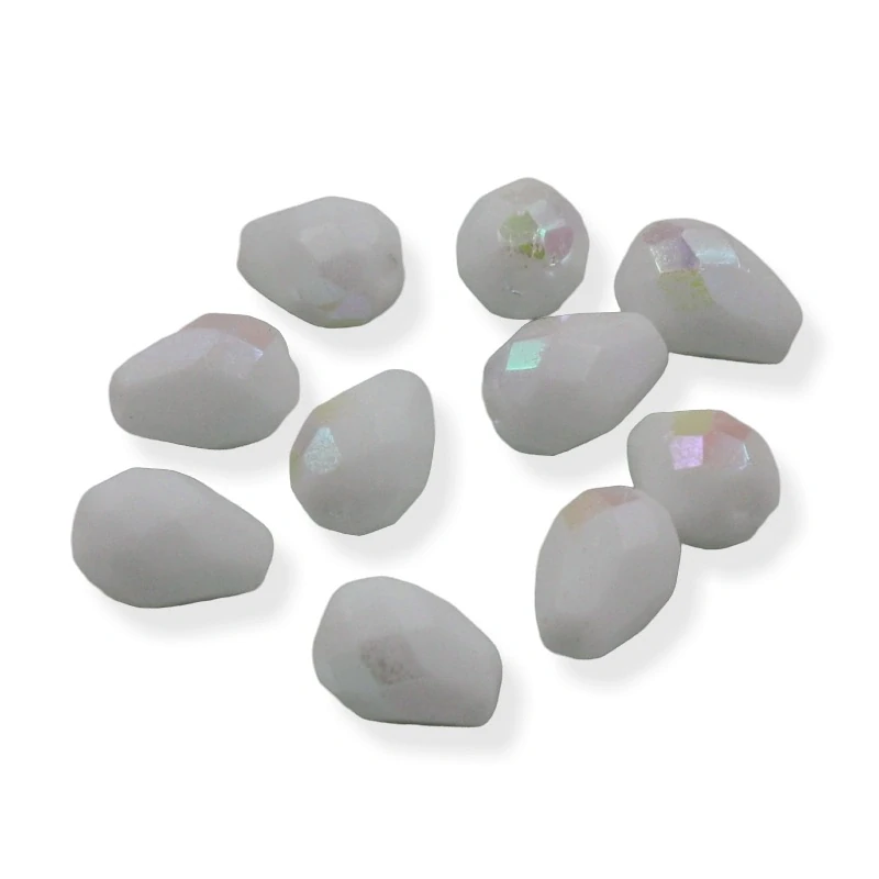 Korálky broušené kapky AB bílé 10x7mm – 10 ks
