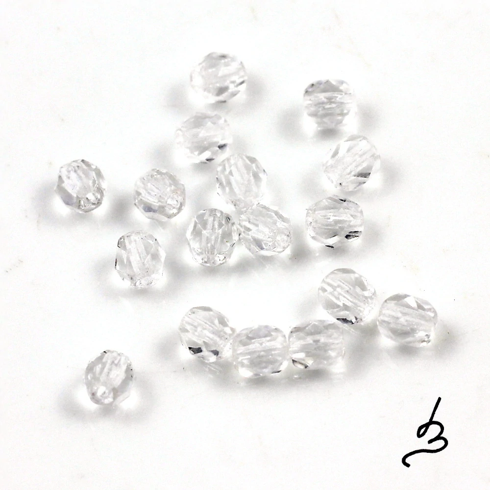 České korálky broušené 5mm čiré – 40 ks