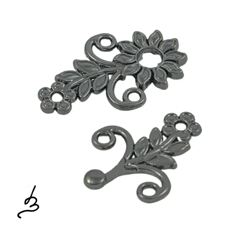 Ozdobné zapínání květinkové gunmetal – 1 pár