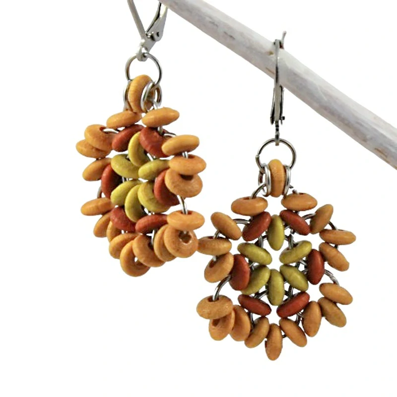 Dřevěné náušnice Ohňové květy