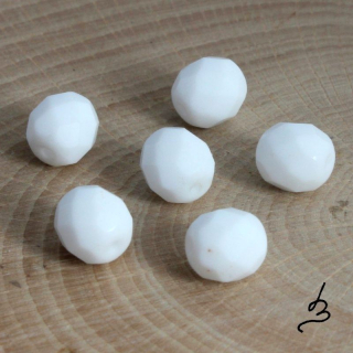 Korálky broušené bílé 8mm – 20 ks