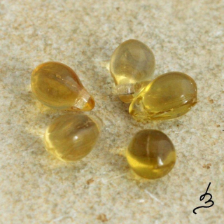 Korálky skleněné kapky medové - 30 ks