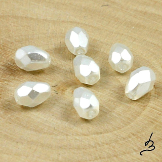 Korálky broušené kapky voskované 7x5mm – 20 ks