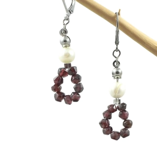 Náušnice Granátová kapka s perlou