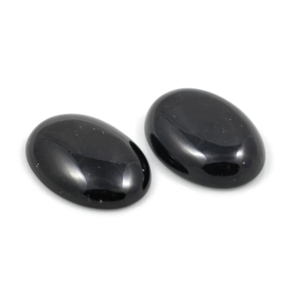 Onyx kabošon 25x18mm – 1 ks