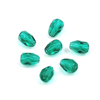 Korálky kapky broušené smaragdově zelené 7x5mm – 20 ks